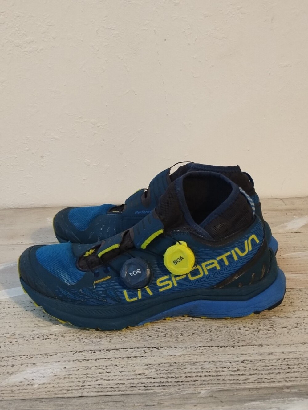 LA SPORTIVA jackal BOA II trail run shoes rock guard ( USA women's size 7.5 )